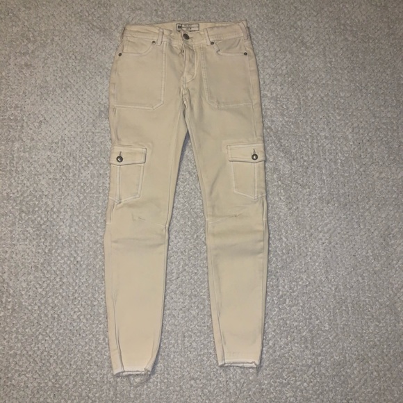 Free People cream skinny jeans - Picture 1 of 3
